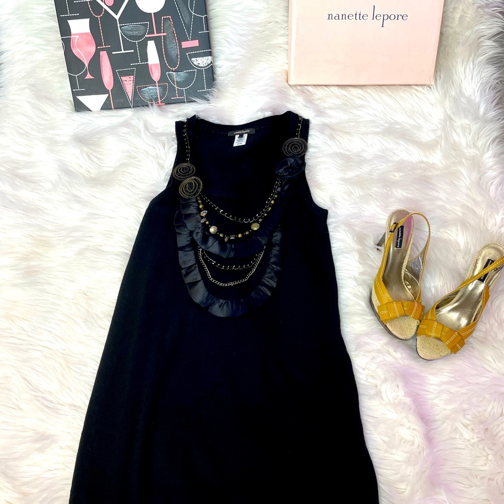 ⚜️Nanette Lepore⚜️ Merino Wool Shift Dress with Silk Trim and Hardware